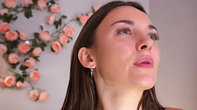 YayMaya Adlı Modelin Canlı XXX Sohbeti