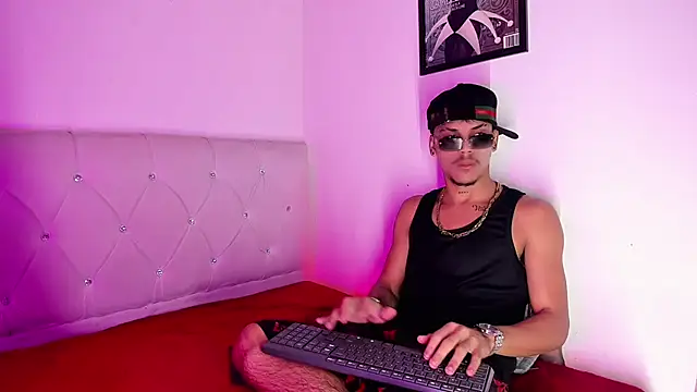 Angel_foxc13 现场XXX聊天