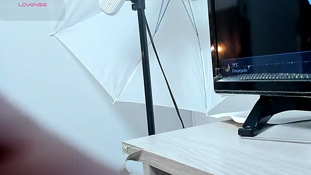 Chatroom XXX en direct de LINASTARK