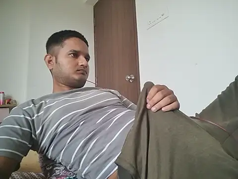 IM_NAUGHTY_JON's Webcam Show