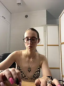 Živý XXX chat MartiniiSelenna