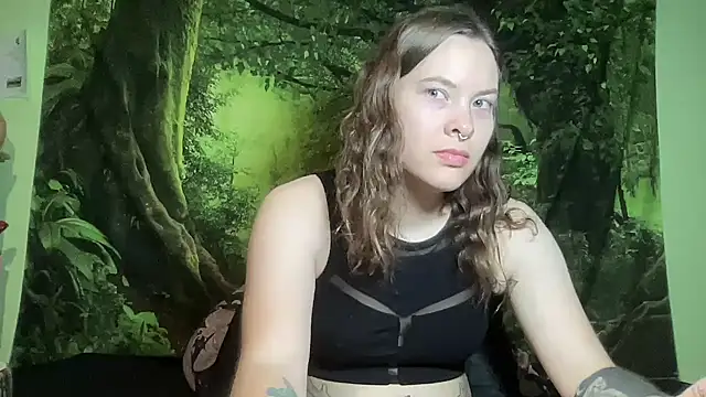 Wood_Elf Chat XXX in diretta