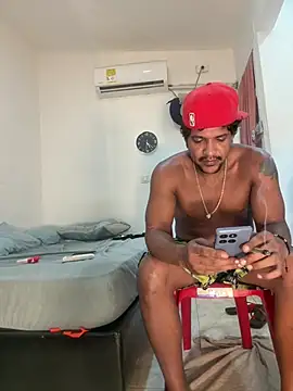 bigdick211292 现场XXX聊天
