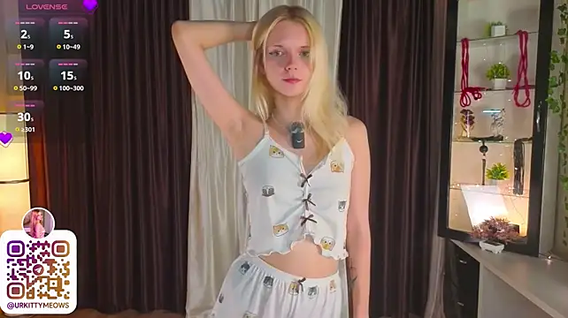 helly_hoffn Live XXX chat