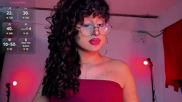 Chat XXX en directo de Heka_Prudence