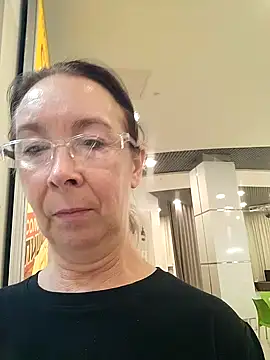 Celine_Faer1 লাইভ XXX চ্যাট