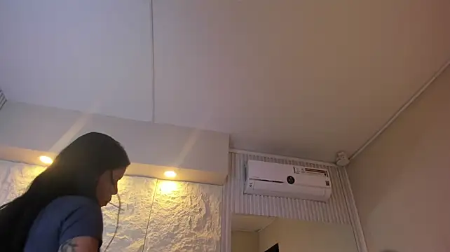 Aprilrose_のライブXXXチャット