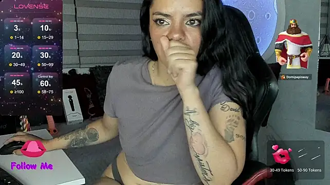 แชท XXX สดของ natasha_logan_