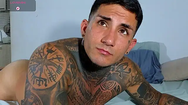 Chat XXX ao vivo de Angel97x