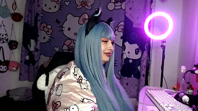 Chat +18 de lussyevans24 ao vivo