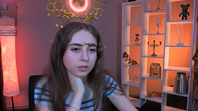 Chat +18 de rebecca_smile ao vivo