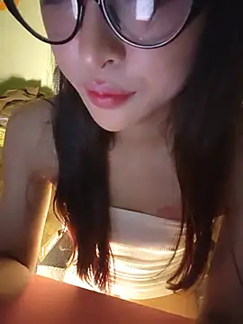 Mina68-cute's Live XXX Chat