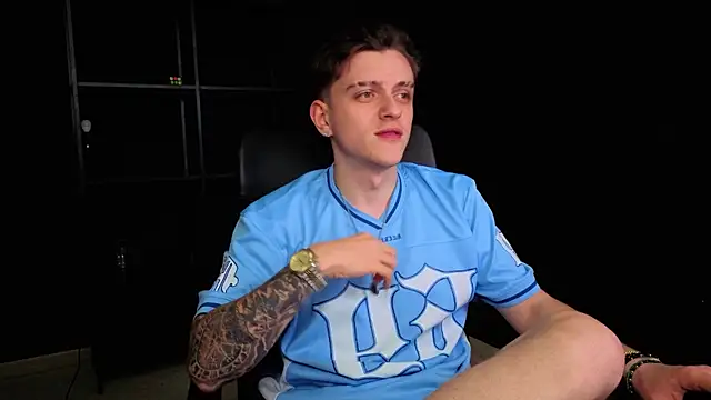 FelixStarkk 现场XXX聊天