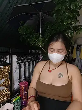 lyna_bl's Live XXX Chat