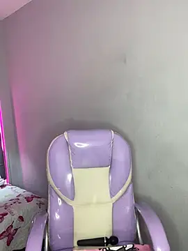 scarletcherry18 live XXX chat