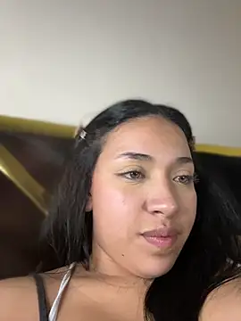Chatroom XXX en direct de Issa_rodriguez