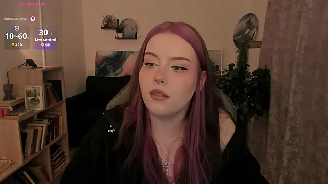 Chat +18 de CoraMiel ao vivo