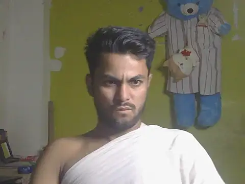 Stubborndesiboy 라이브 XXX 채팅
