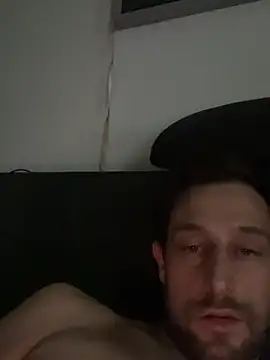 Fitboy1992 XXX чат на живо