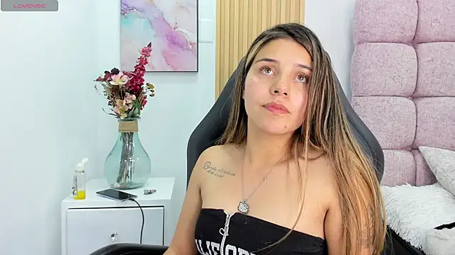 Chat +18 de 1Sloppy_Fox4 ao vivo