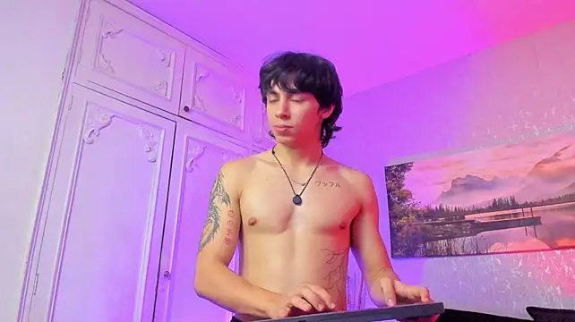 Tyler_durten Chat XXX in diretta