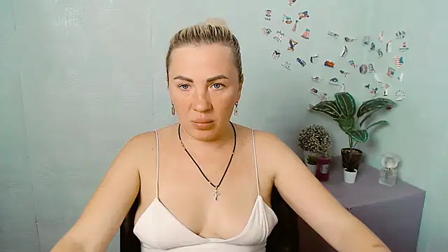LilaCandy6 现场XXX聊天