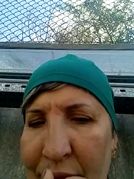 Živý XXX chat BellaBlum777