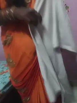 Neelimavennela_Telugu Adlı Modelin Canlı XXX Sohbeti