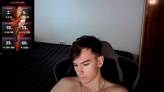 BradyFlint Chat XXX live