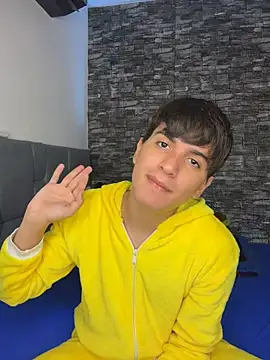 Naim_TheKing Chat XXX live