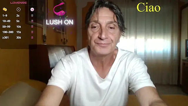 lattediyak's Live XXX Chat
