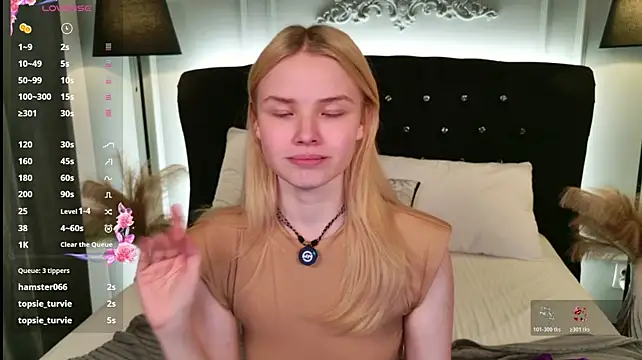 Онлайн чат XXX ChloeWells
