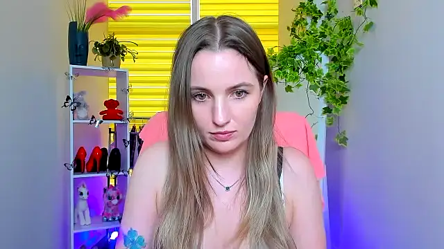 Mila-moon's Live XXX Chat