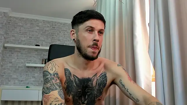 Živý XXX chat JonahShaw