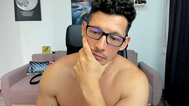 BrutusK08 라이브 XXX 채팅