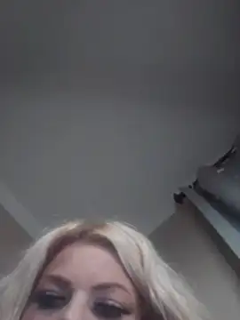 Chatroom XXX en direct de LexaBone