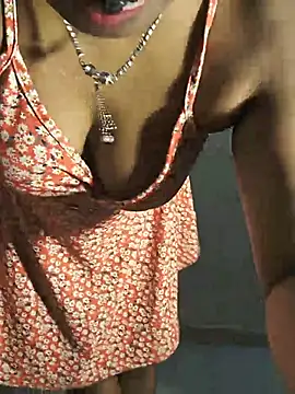 DIRTYSECRET_QUEEN_07's Live XXX Chat