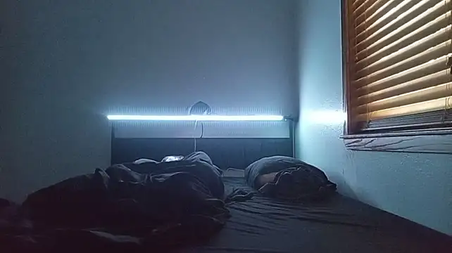 Opondestre00420 Live XXX-chat