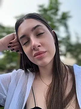 دردشة BOOMFOXY الجنسية المباشرة