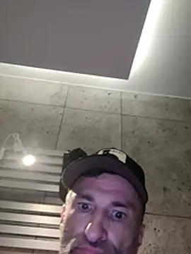 Show modela Mdma111 na web-kameri