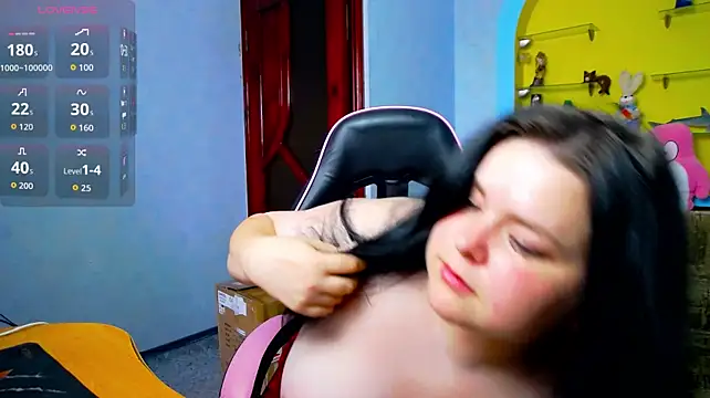 Linasexy777: онлайн-секс-чат