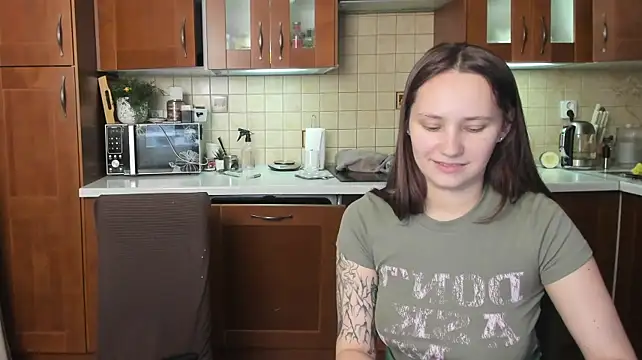 HotCaramellsTV: онлайн-секс-чат