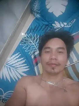 traiwe06 XXX чат на живо