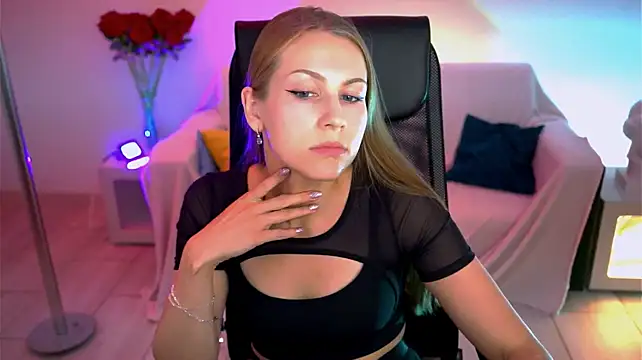 EvelinaSolt's Webcam Show