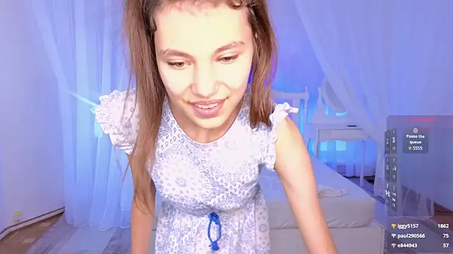 Chat XXX en directo de Little__Lunaa