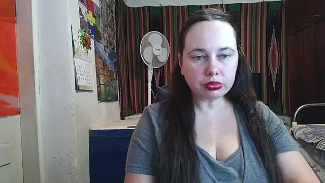 Chatroom XXX en direct de Cora_Maro