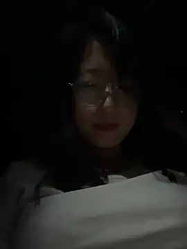 weiwei103's Live XXX Chat