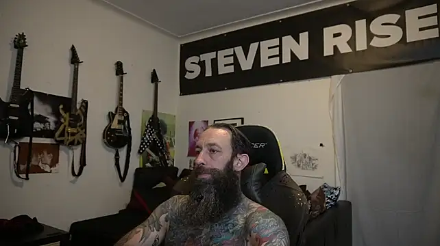 Živý XXX chat StevenRiseNYC