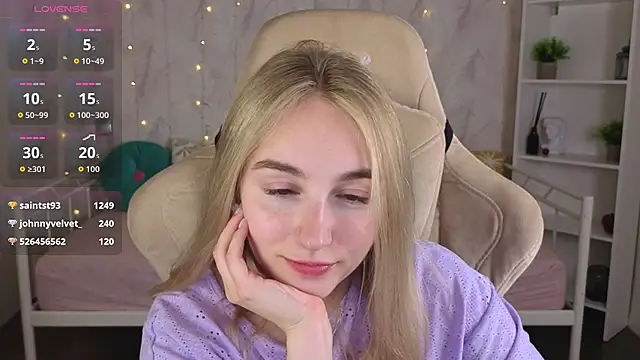 Shy_Polly লাইভ XXX চ্যাট
