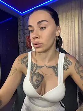 Queen_of_pain Adlı Modelin Canlı XXX Sohbeti